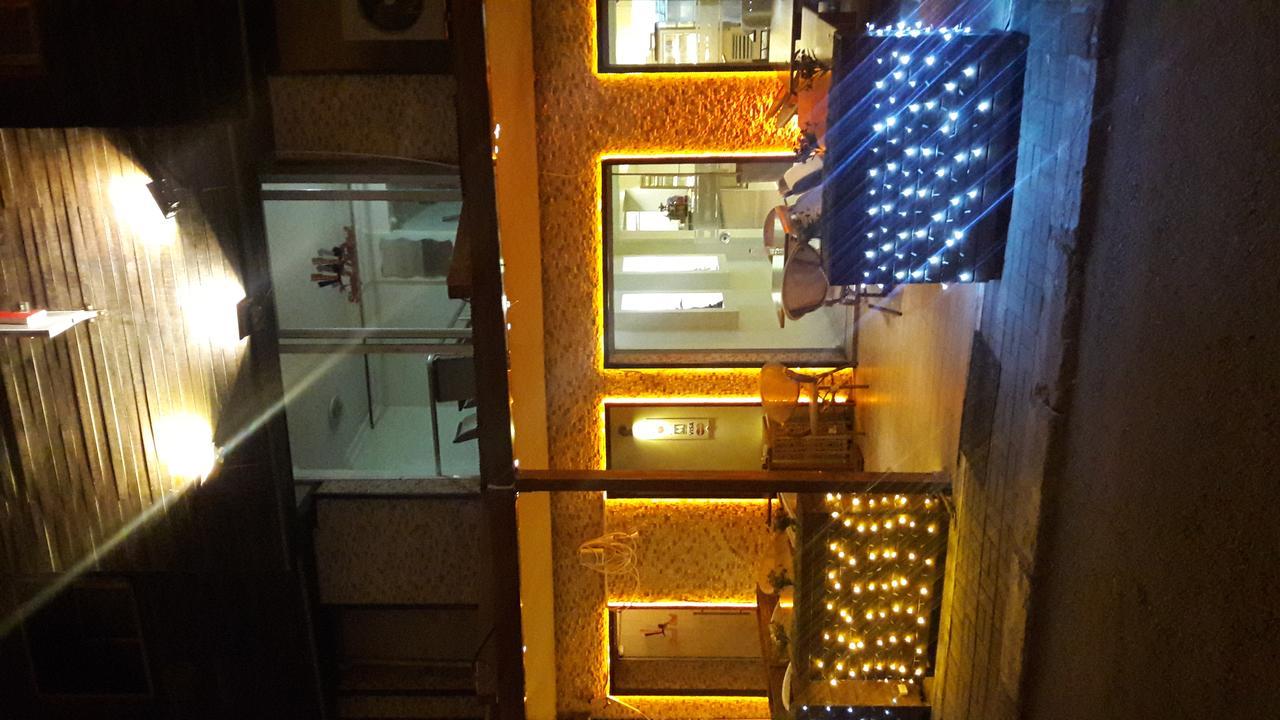 Simal Butik Hotel Izmir Bagian luar foto