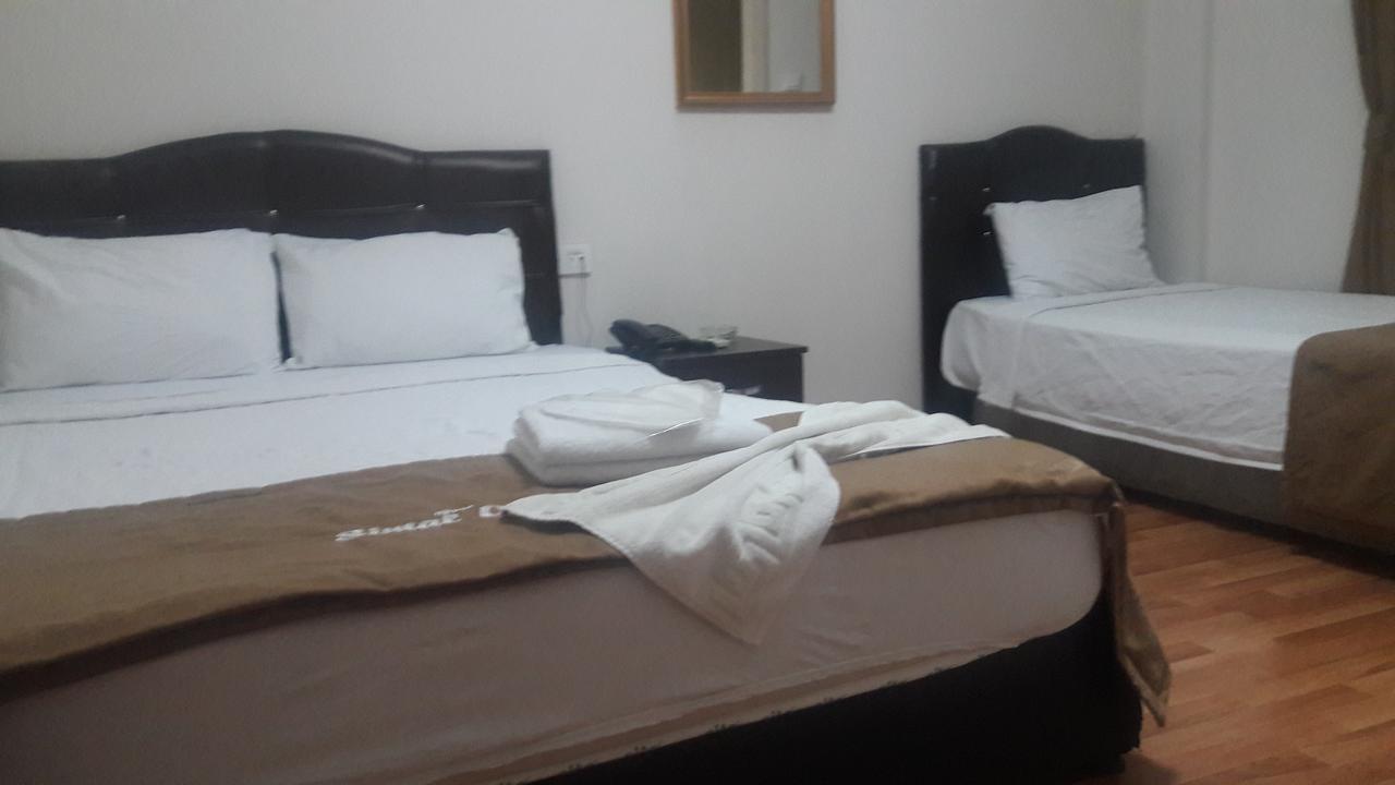 Simal Butik Hotel Izmir Bagian luar foto